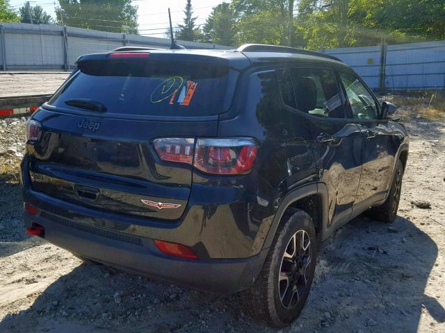 3C4NJDDB2KT671116 - 2019 JEEP COMPASS TR BLACK photo 4