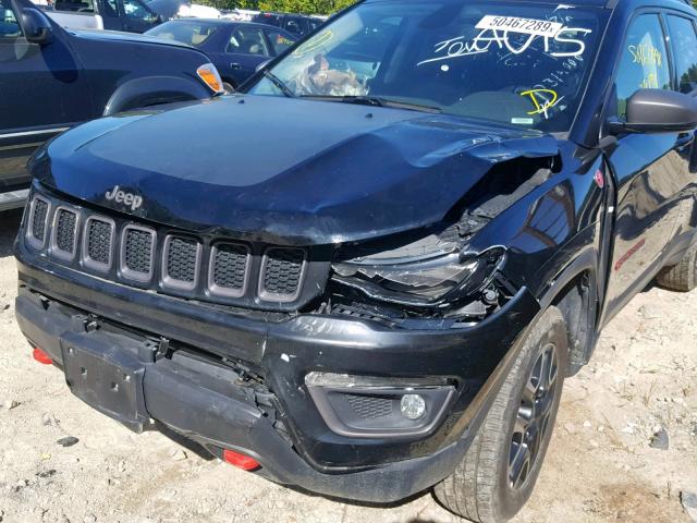 3C4NJDDB2KT671116 - 2019 JEEP COMPASS TR BLACK photo 9