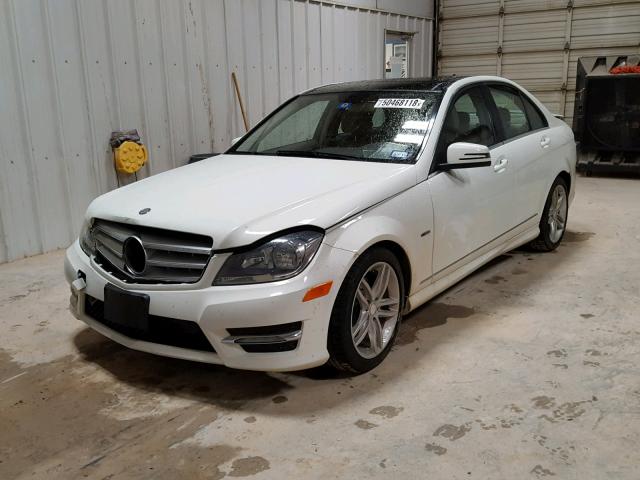 WDDGF4HB6CR208559 - 2012 MERCEDES-BENZ C 250 WHITE photo 2