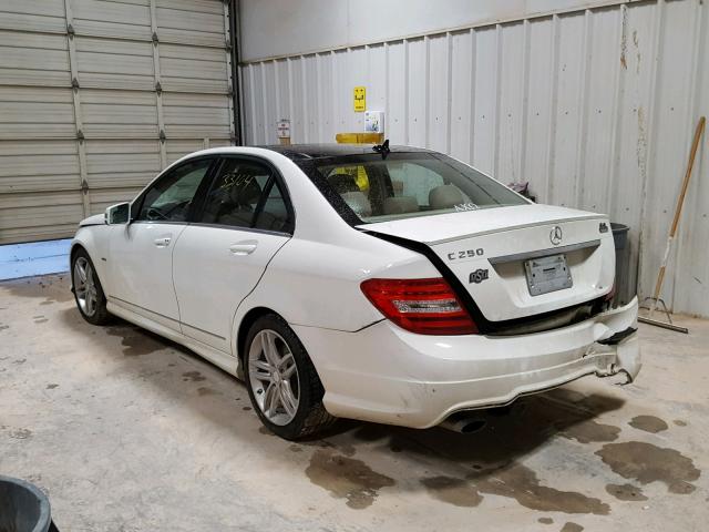 WDDGF4HB6CR208559 - 2012 MERCEDES-BENZ C 250 WHITE photo 3