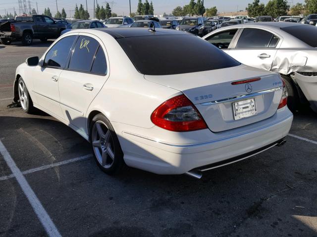 WDBUF56X58B290042 - 2008 MERCEDES-BENZ E 350 WHITE photo 3