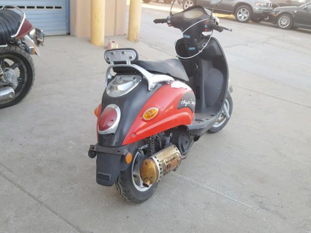 LT4TBKA097Z000008 - 2008 TAIZ SCOOTER RED photo 4