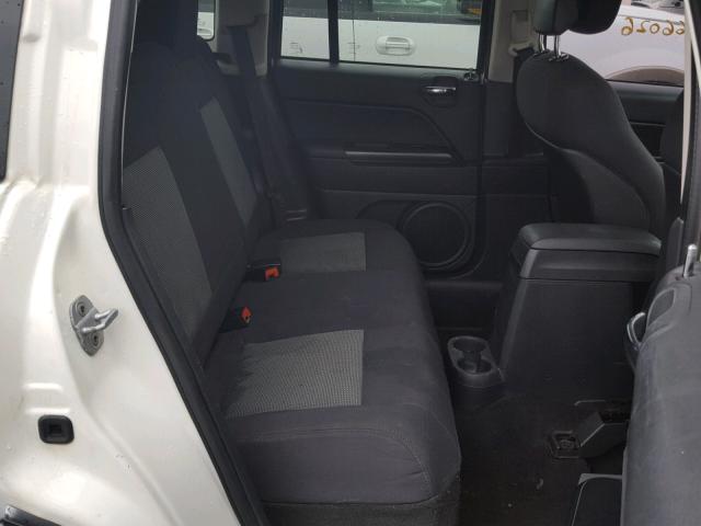 1J4NT4FB4AD612302 - 2010 JEEP COMPASS SP 白色 照片 6