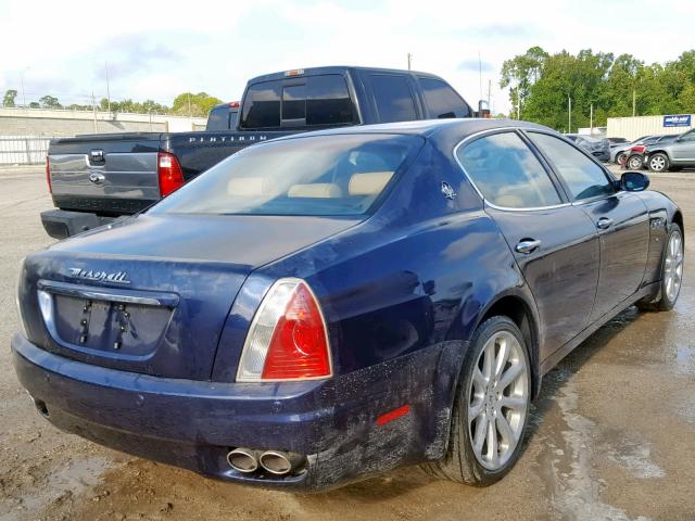 ZAMCE39A050015371 - 2005 MASERATI QUATTROPOR BLUE photo 4