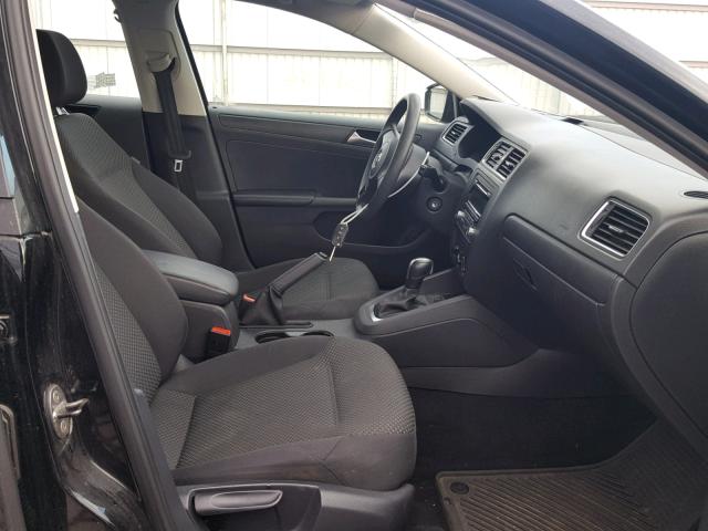 3VW2K7AJ4EM371487 - 2014 VOLKSWAGEN JETTA BASE BLACK photo 5