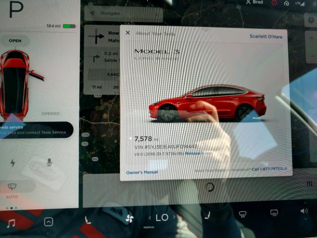 5YJ3E1EA0JF014442 - 2018 TESLA MODEL 3 RED photo 8