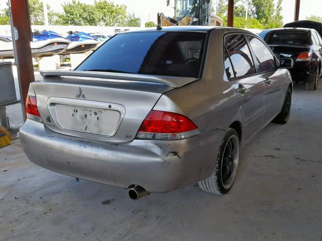 JA3AJ26E85U008930 - 2005 MITSUBISHI LANCER ES GRAY photo 4