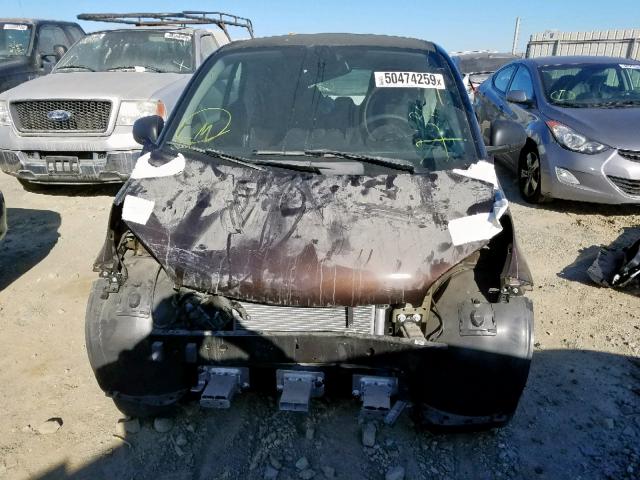 WMEFJ9BA1JK283940 - 2018 SMART FORTWO BROWN photo 9