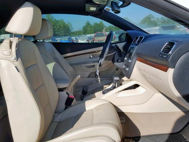 WVWFA7AH8BV002105 - 2011 VOLKSWAGEN EOS LUX 白色 照片 5