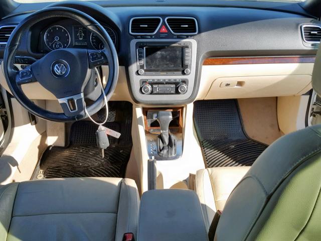 WVWFA7AH8BV002105 - 2011 VOLKSWAGEN EOS LUX 白色 照片 9