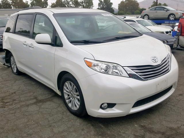 5TDYK3DC5FS590740 - 2015 TOYOTA SIENNA XLE WHITE photo 1