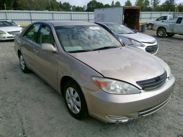 4T1BE30K93U715350 - 2003 TOYOTA CAMRY LE GOLD photo 1