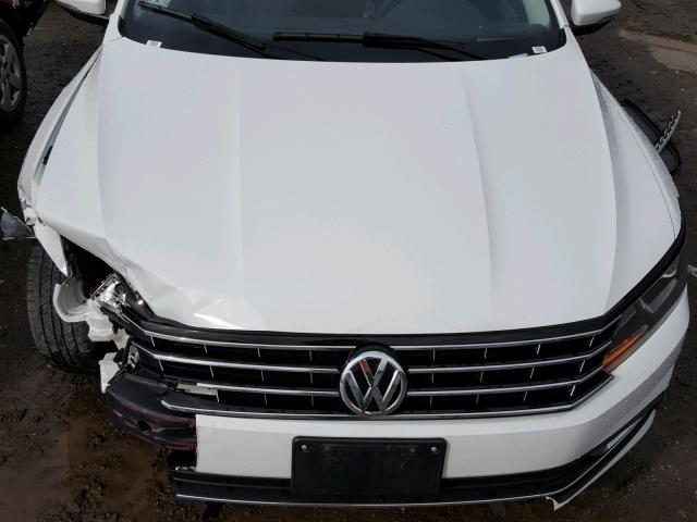 1VWAT7A31GC056144 - 2016 VOLKSWAGEN PASSAT S WHITE photo 7