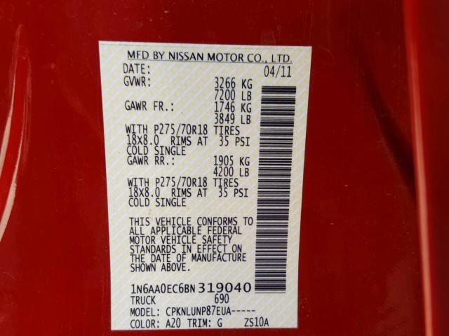 1N6AA0EC6BN319040 - 2011 NISSAN TITAN S RED photo 10