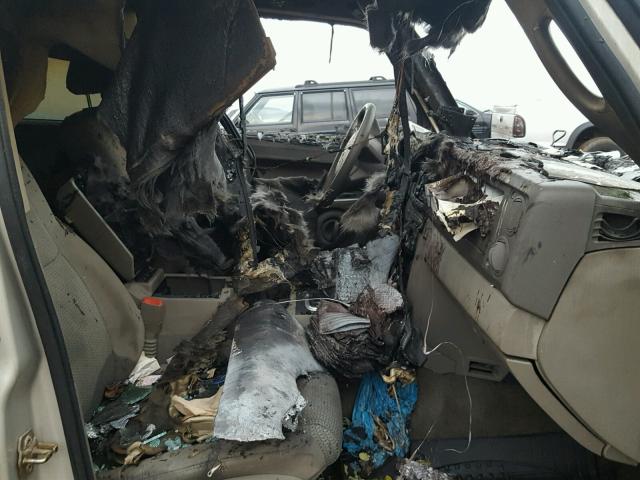 1J8HG48K07C619310 - 2007 JEEP COMMANDER SILVER photo 5