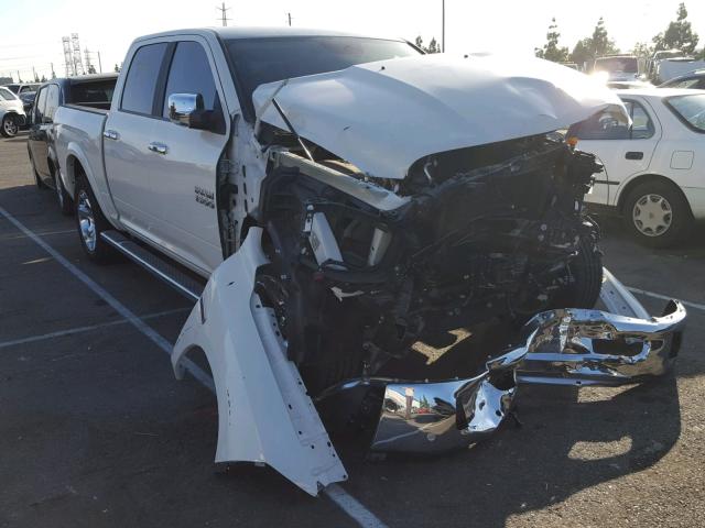 1C6RR6NM6JS239819 - 2018 RAM 1500 LARAM WHITE photo 1