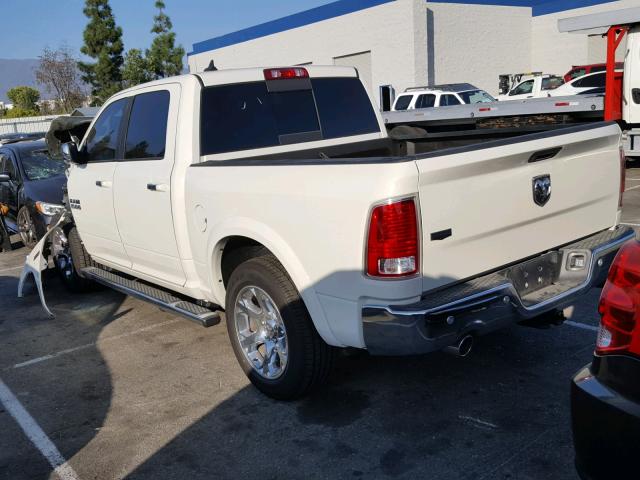 1C6RR6NM6JS239819 - 2018 RAM 1500 LARAM WHITE photo 3