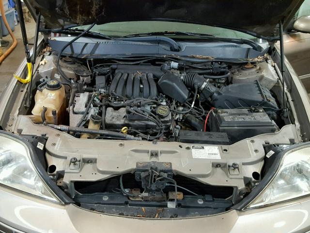 1MEFM50U52A649464 - 2002 MERCURY SABLE GS GOLD photo 7