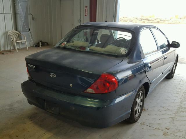 KNAFB121035252481 - 2003 KIA SPECTRA BA GREEN photo 4