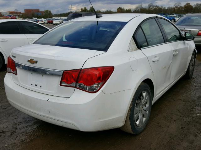 1G1PC5SH3C7305051 - 2012 CHEVROLET CRUZE LS WHITE photo 4