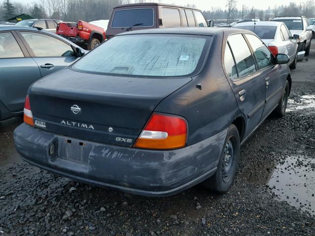 1N4DL01D5WC216465 - 1998 NISSAN ALTIMA XE BLACK photo 4