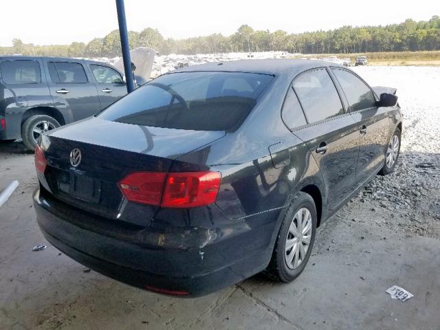 3VW2K7AJ8DM225799 - 2013 VOLKSWAGEN JETTA BASE BLACK photo 4