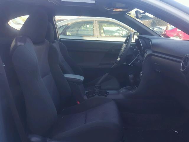 JTKJF5C7XD3050054 - 2013 TOYOTA SCION TC თეთრი ფოტო 5