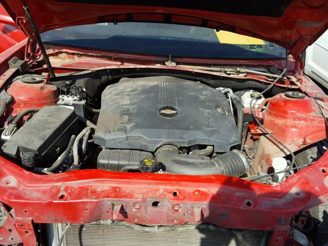 2G1FA1E37D9145959 - 2013 CHEVROLET CAMARO LS RED photo 7