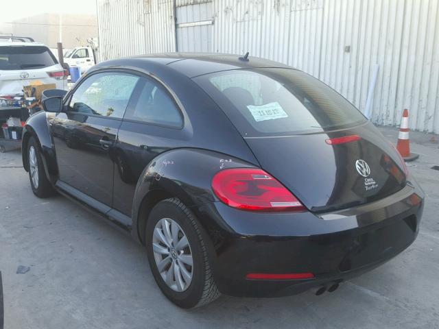 3VWF17AT3GM610472 - 2016 VOLKSWAGEN BEETLE 1.8 BLACK photo 3