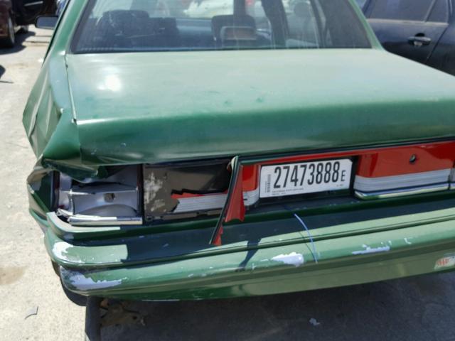 3P3AA4639RT248046 - 1994 PLYMOUTH ACCLAIM GREEN photo 10