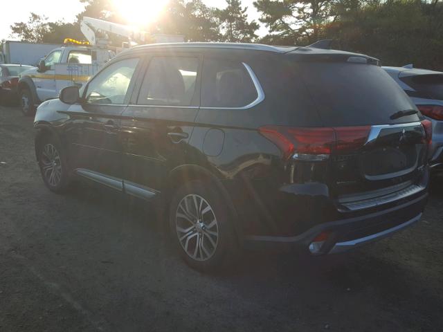 JA4AZ3A30HZ010761 - 2017 MITSUBISHI OUTLANDER BLACK photo 3