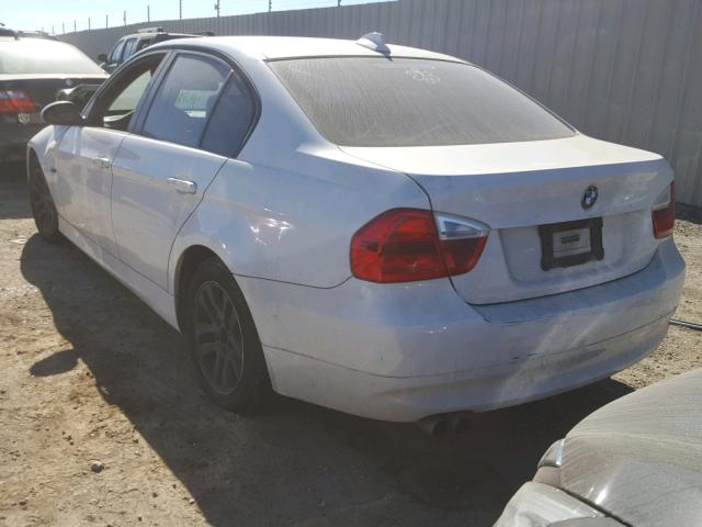 WBAVC53517FZ77296 - 2007 BMW 328 I SULE WHITE photo 3