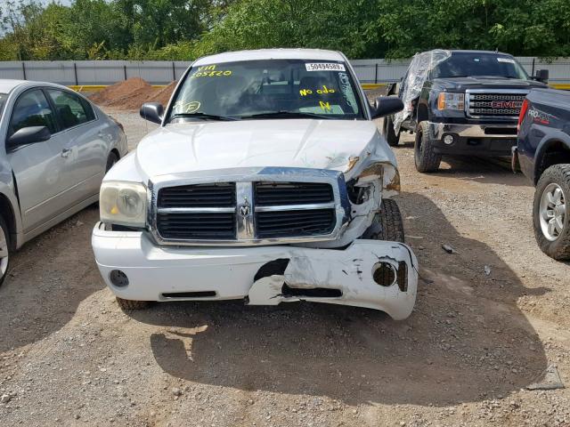 1D7HE42K07S205820 - 2007 DODGE DAKOTA SLT WHITE photo 9