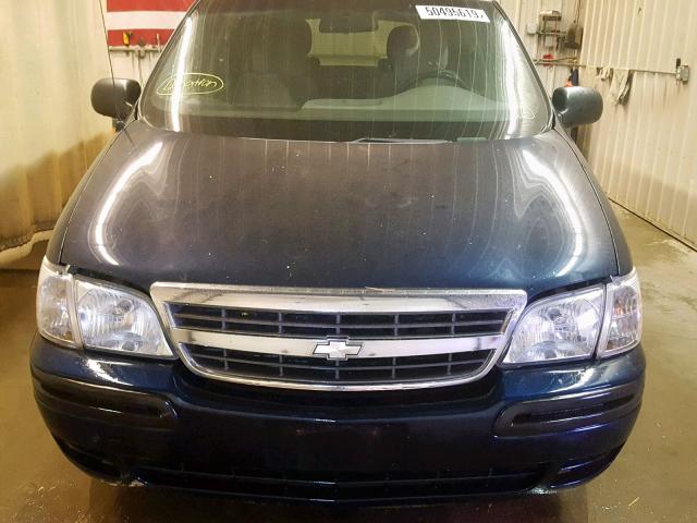 1GNDX03E82D129577 - 2002 CHEVROLET VENTURE BLUE photo 9