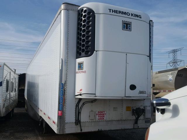 1UYVS2537BU999518 - 2011 UTILITY REFER WHITE photo 2