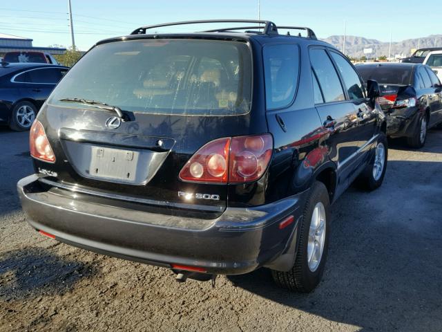 JT6GF10UXX0019016 - 1999 LEXUS RX 300 BLACK photo 4