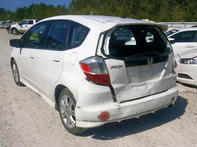 JHMGE87499S040052 - 2009 HONDA FIT SPORT WHITE photo 3