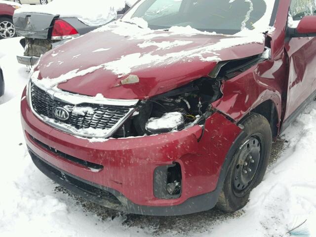 5XYKT3A67EG454977 - 2014 KIA SORENTO LX RED photo 9