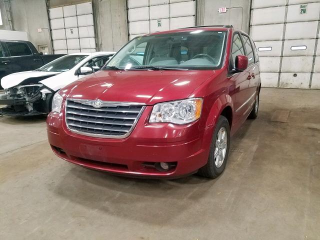 2A4RR5D15AR422280 - 2010 CHRYSLER TOWN & COU RED photo 2