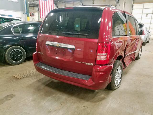 2A4RR5D15AR422280 - 2010 CHRYSLER TOWN & COU RED photo 4