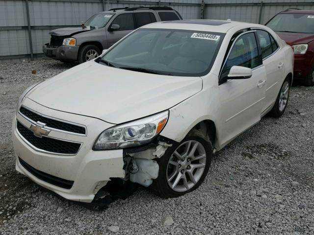 1G11C5SA9DF356649 - 2013 CHEVROLET MALIBU 1LT WHITE photo 2
