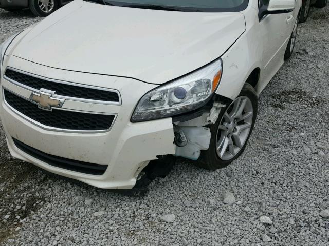 1G11C5SA9DF356649 - 2013 CHEVROLET MALIBU 1LT WHITE photo 9
