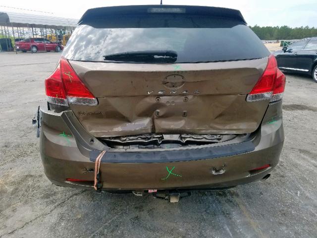 4T3ZE11A29U010589 - 2009 TOYOTA VENZA BROWN photo 9