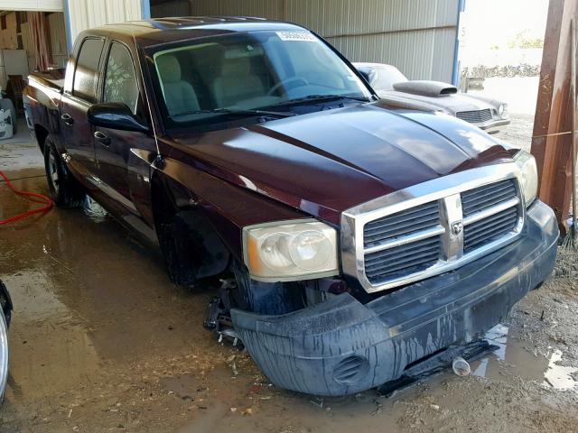 1D7HE28K85S330671 - 2005 DODGE DAKOTA QUA MAROON photo 1