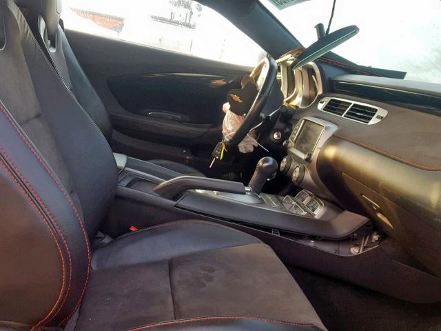 2G1FL1EP7D9801123 - 2013 CHEVROLET CAMARO ZL1 黑色 照片 5