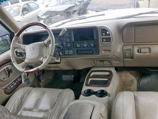 1GYEK13R4YR150727 - 2000 CADILLAC ESCALADE WHITE photo 9