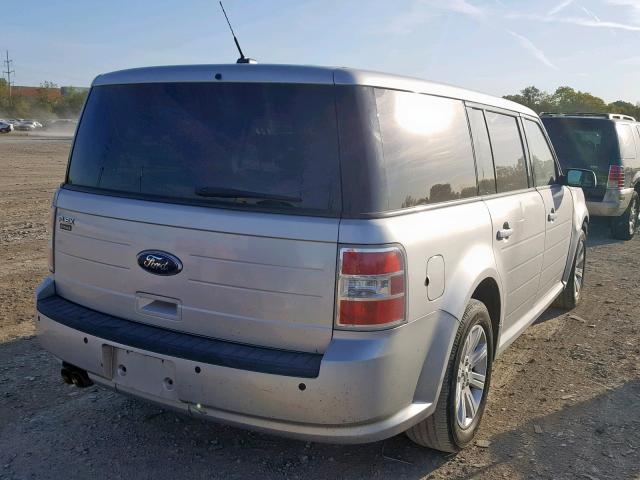 2FMGK5BC3BBD36056 - 2011 FORD FLEX SE SILVER photo 4