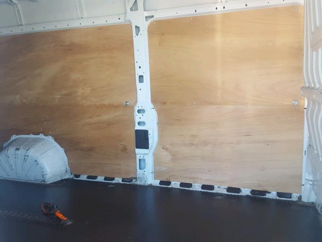 3C6URVJG7JE102802 - 2018 RAM PROMASTER 白色 照片 6