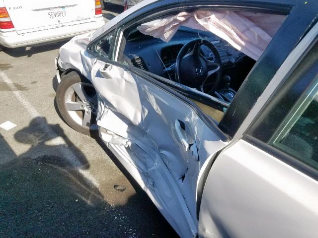 2HGFA1F6XBH546619 - 2011 HONDA CIVIC LX-S أبيض صورة 9