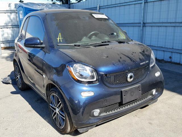 WMEFJ9BA0JK270676 - 2018 SMART FORTWO PURPLE photo 1